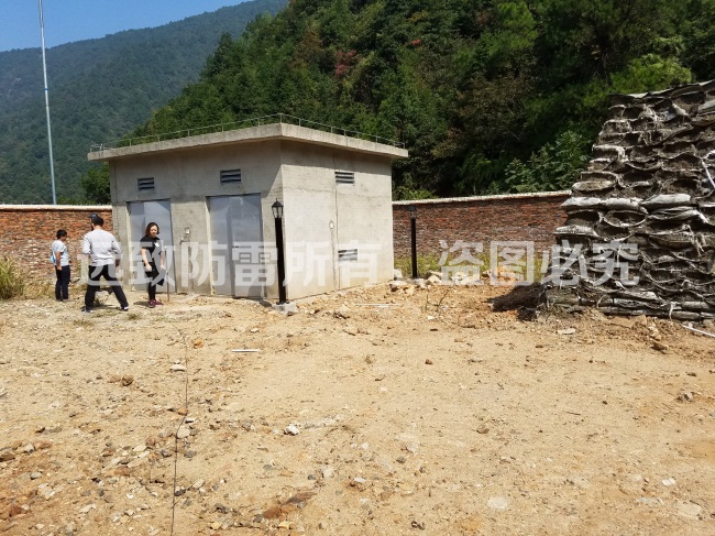 清遠市連南縣大麥山黃蓮老北號鐵礦炸藥庫、雷管庫防雷工程 (7).jpg